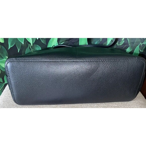 🖤 FURLA Black Leather Bucket Tote Handbag – Excellent Condition - Picture 7 of 14